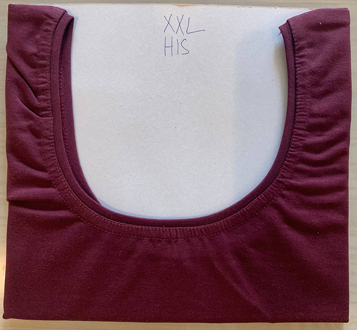 Чолі без застібок бордового кольору. Короткий рукав