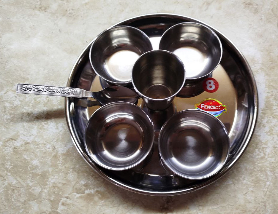 Посуд для пропонування бхоги