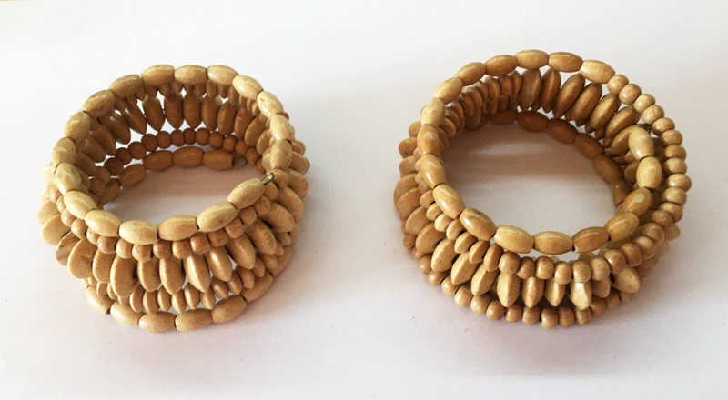 Деревянные, лакированные индийские браслеты