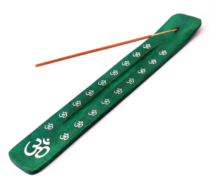 Дерев'яна, зелена підставка для пахощів 