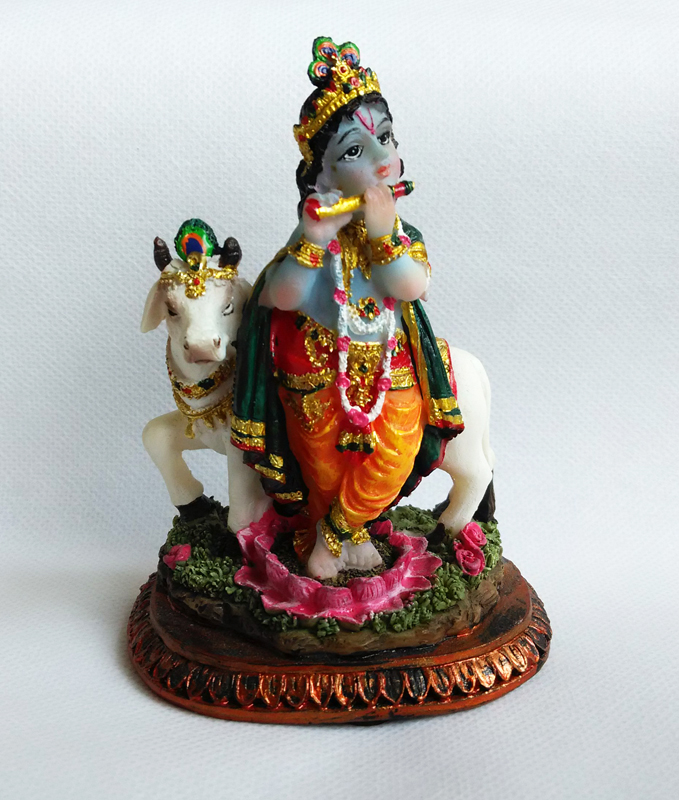 Кришна - защитник коров