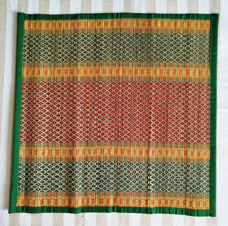 Килимок з трави куша різнокольоровий