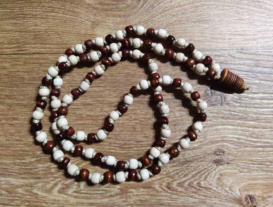 Вервиці з бука. 108 намистин