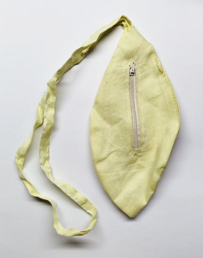 Мішечoк для чоток світло-жовтий Мішечoк для чоток світло-жовтий