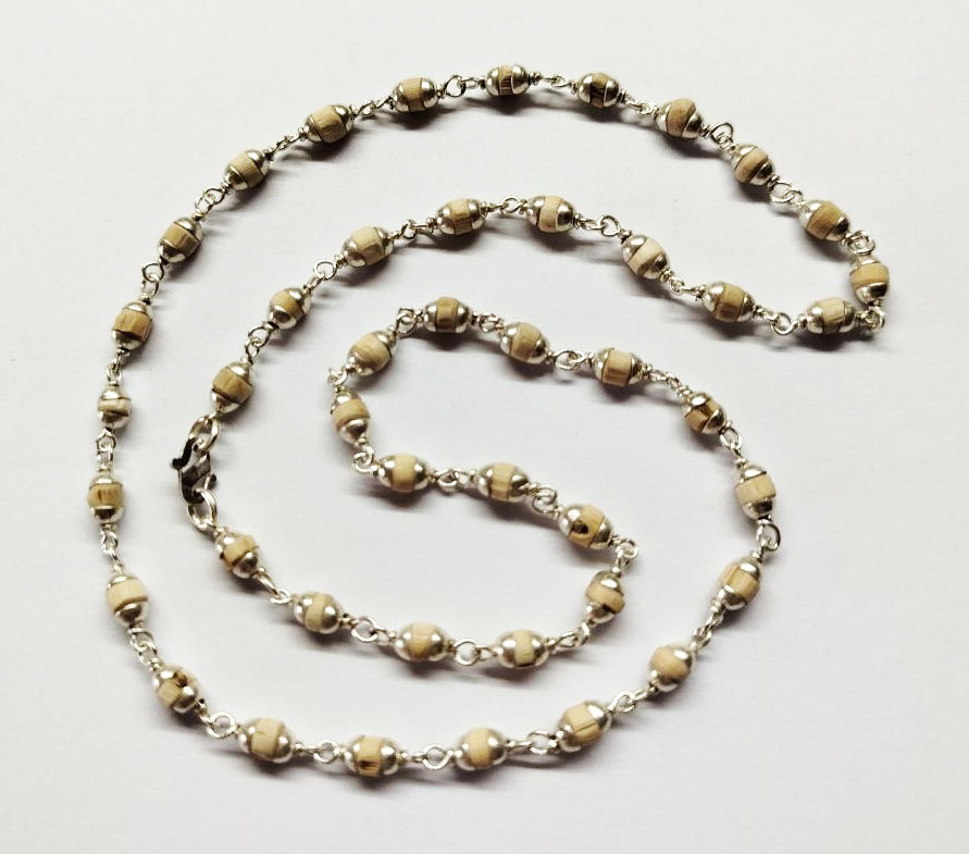 Туласі у сріблі