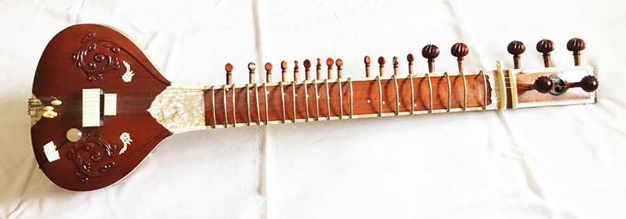 Sitar з п'єзодатчиком, кофром та запасним комплектом струн