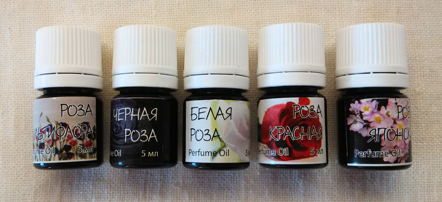 аромат роз