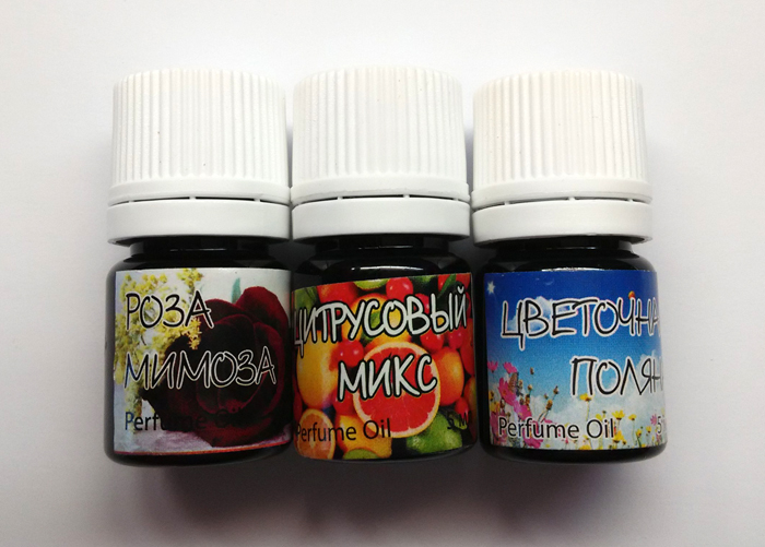 аромат розы, мимозы цветочной поляны