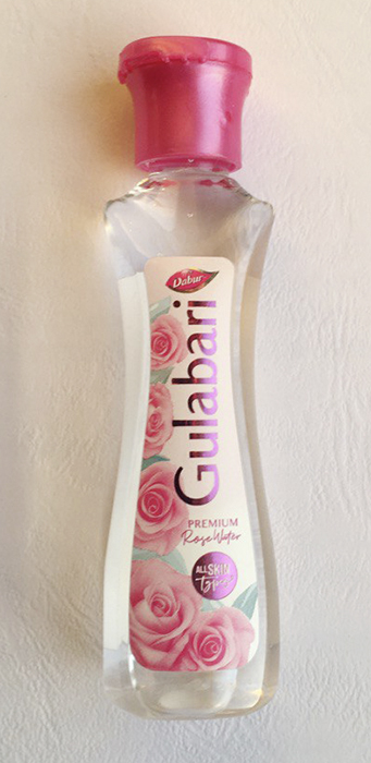 Вода троянди Gulabari Dabur