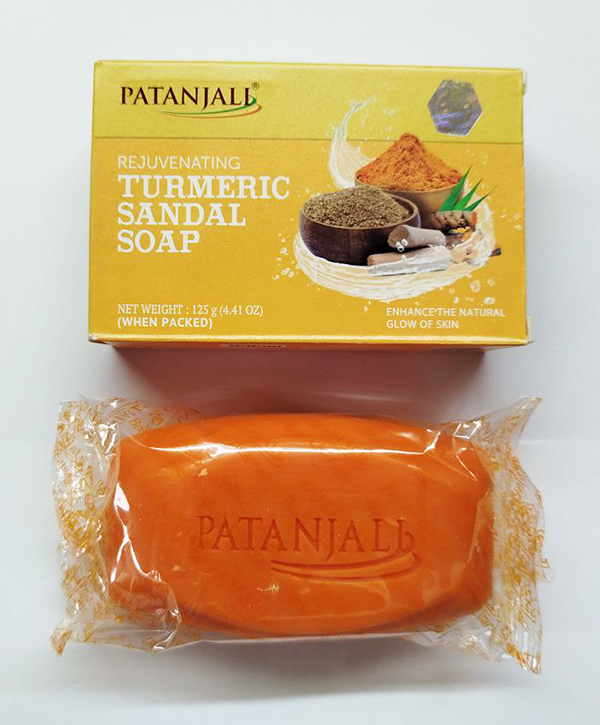 мило з куркумою і сандалом Patanjali
